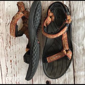 Teva Sandals (8.5)